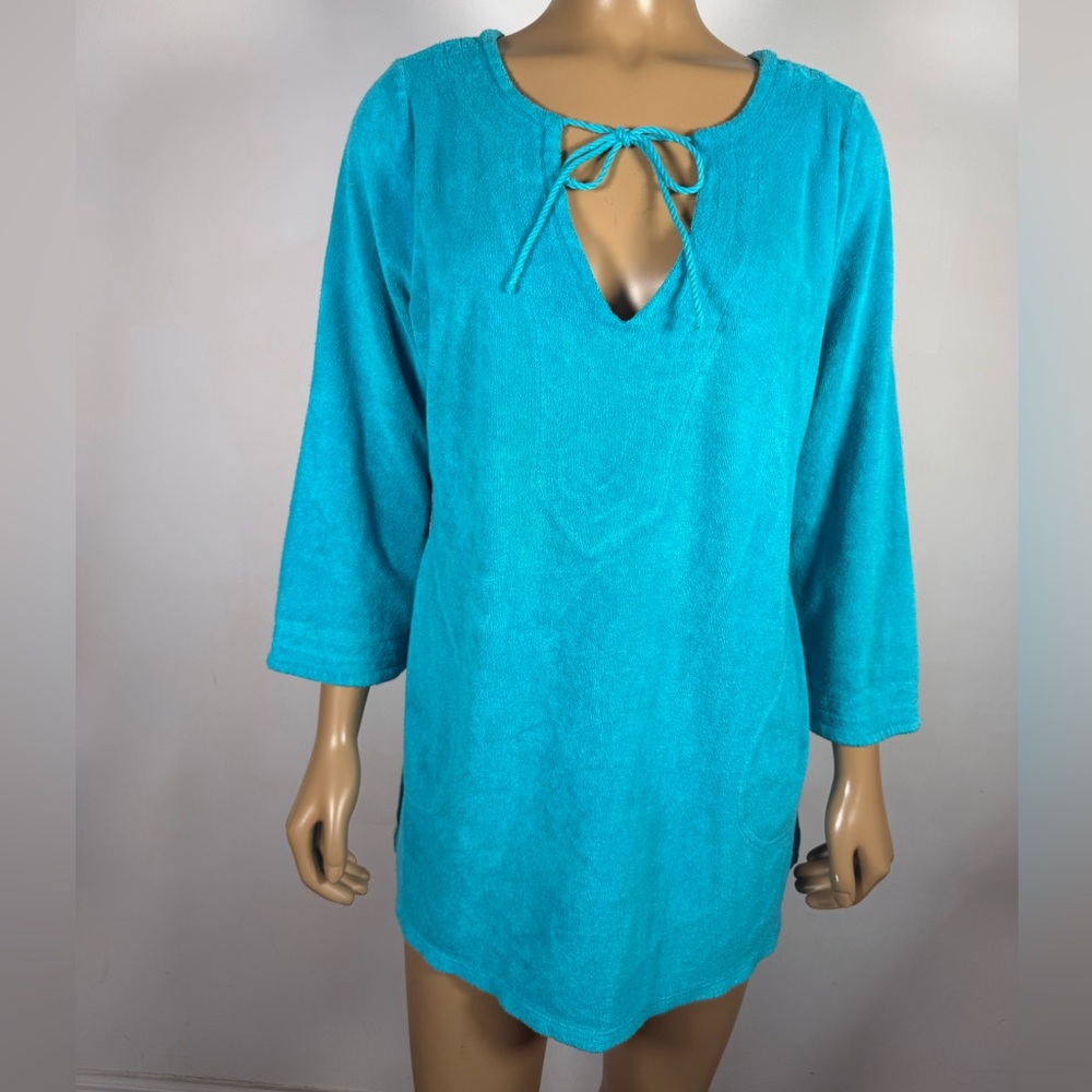 fresh produce Women’s Size Medium/Large Made in USA Terry Towel Pullover Top